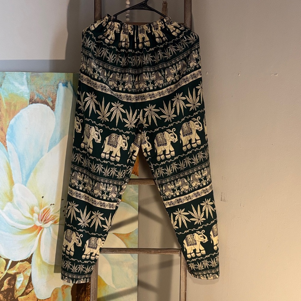 Elephant Print Wide Leg Pants - Green